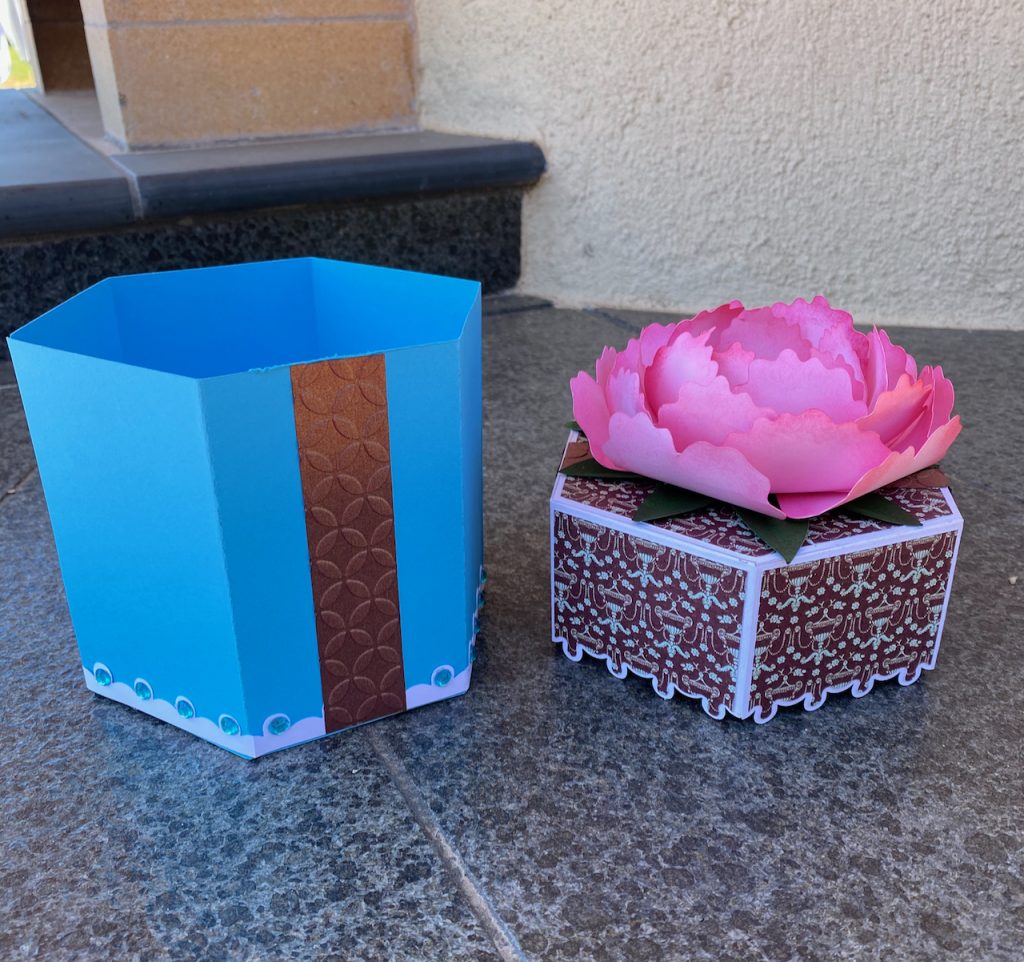 Peony Gift Box Side View